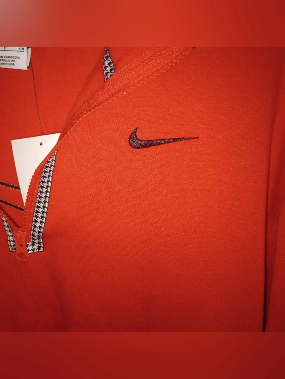 NWT Nike Sportswear Icon Clash Pullover Women's Size Small Oversized Chile Red